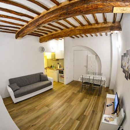 A Casa Di Silvia Apartment Foligno Exterior photo